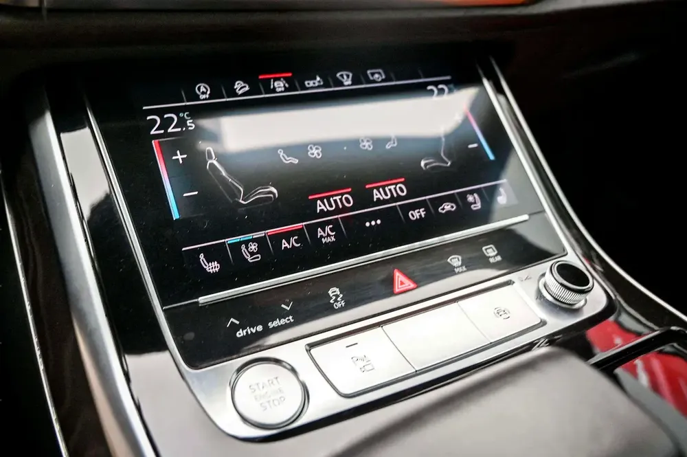 AED 2128/month | 2019 Audi Q8 55 TFSI quattro S line | GCC Specs | Ref#443919 - Image 16