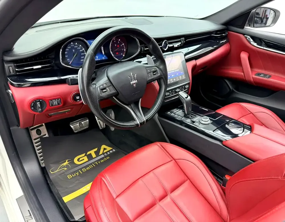 2020 Maserati Quattroporte GTS, Warranty, Full Maserati Service History, GCC - Image 11