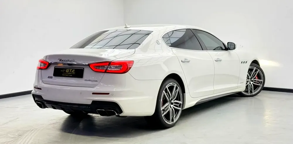 2020 Maserati Quattroporte GTS, Warranty, Full Maserati Service History, GCC - Image 6