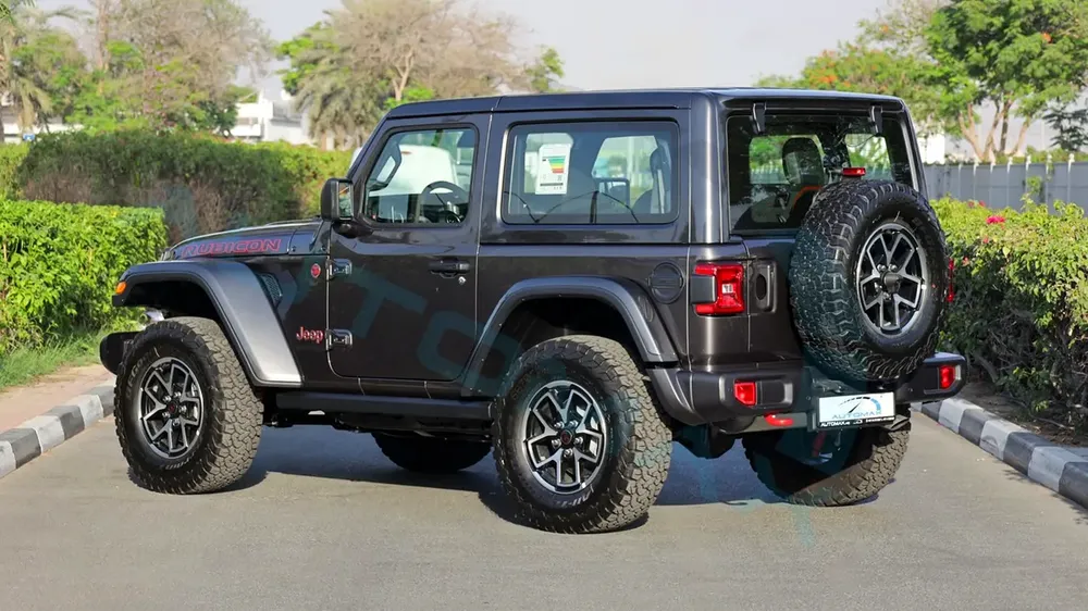 ( 5 Years Warranty + 3 Years Service ) 2025 Jeep Wrangler Rubicon 2.0L Turbo 4x4 GCC 0Km - Image 5