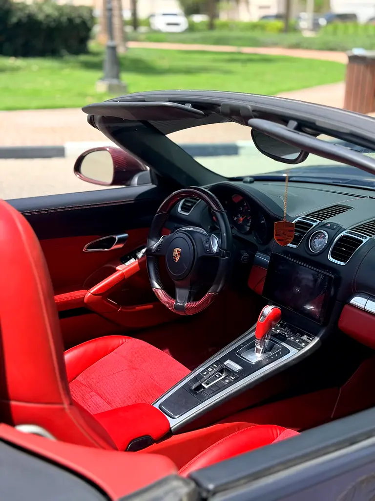Porsche Boxster S 2014 GCC Specs - Low Mileage - Pristine Condition - Image 11