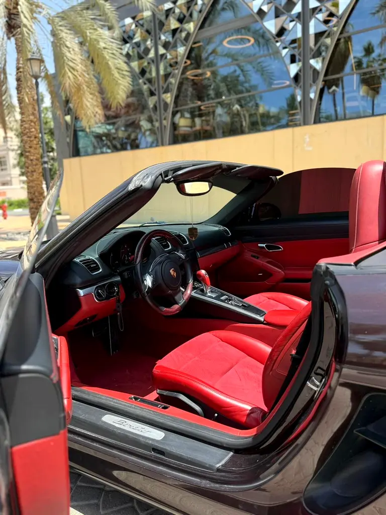 Porsche Boxster S 2014 GCC Specs - Low Mileage - Pristine Condition - Image 13