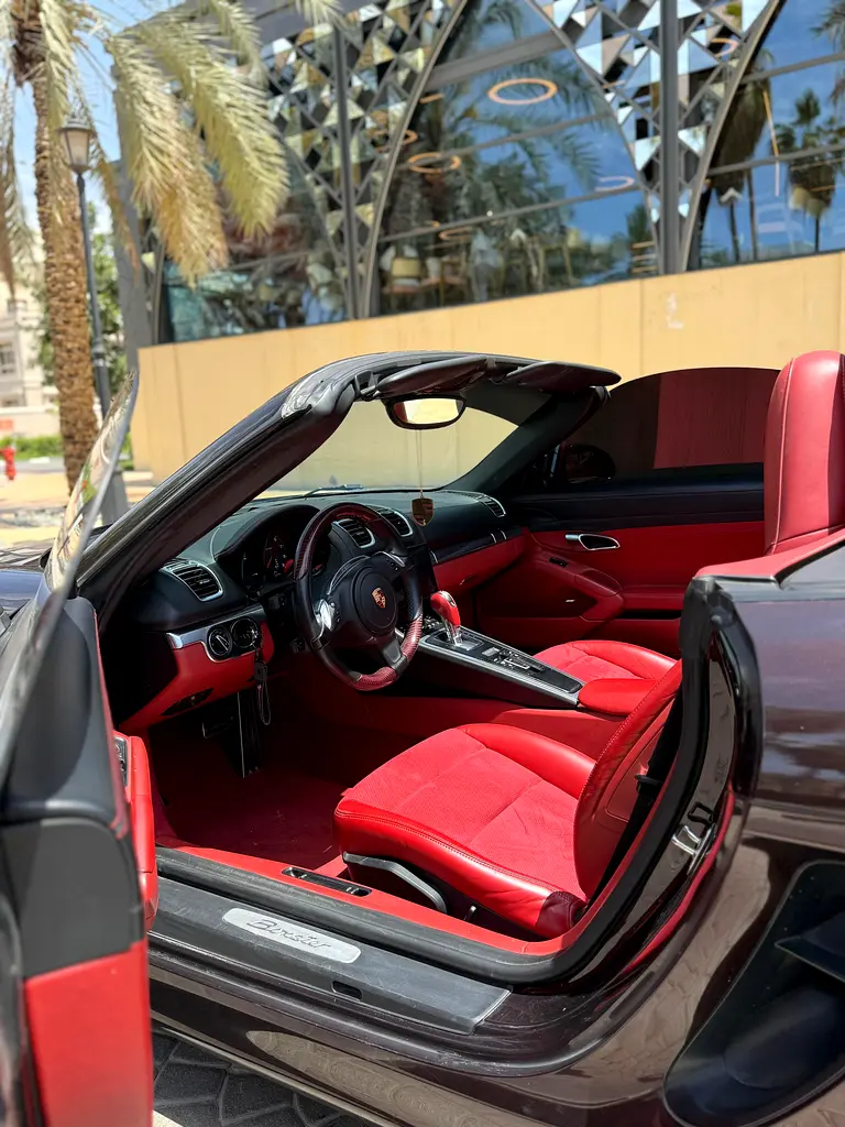 Porsche Boxster S 2014 GCC Specs - Low Mileage - Pristine Condition - Image 5