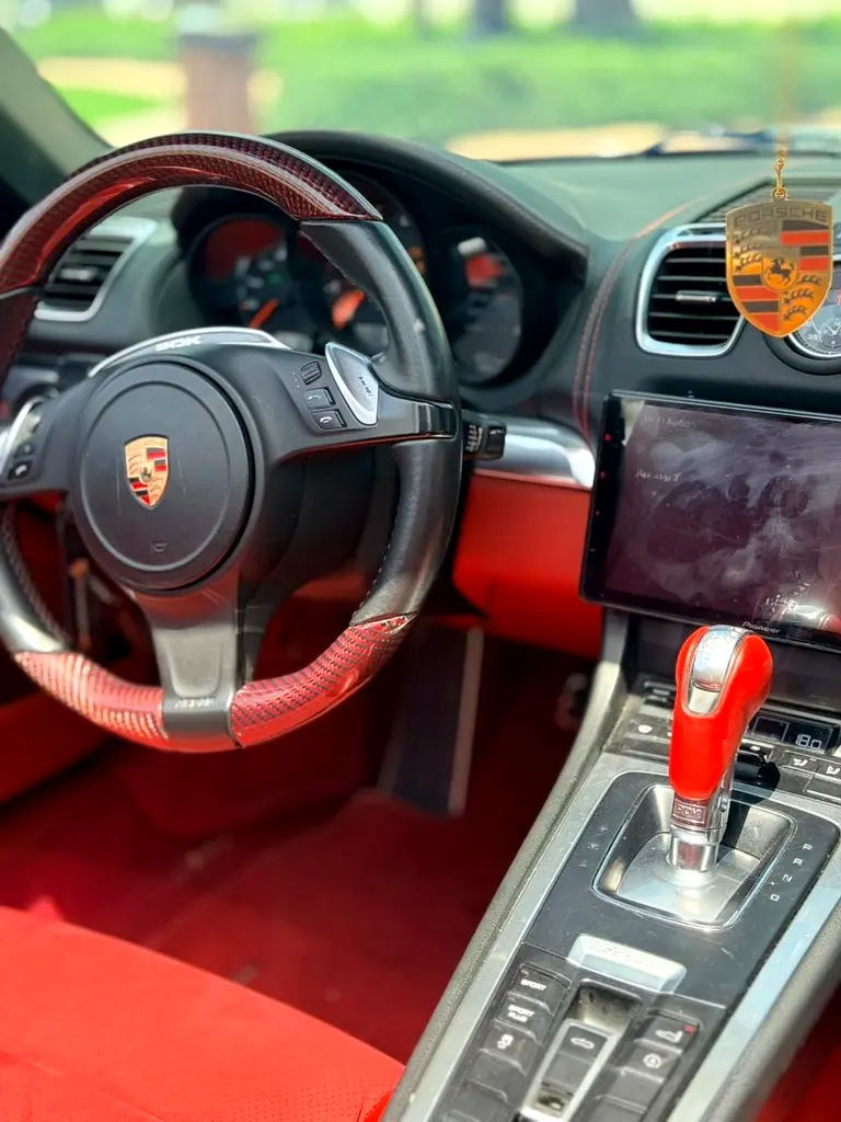 Porsche Boxster S 2014 GCC Specs - Low Mileage - Pristine Condition - Image 7