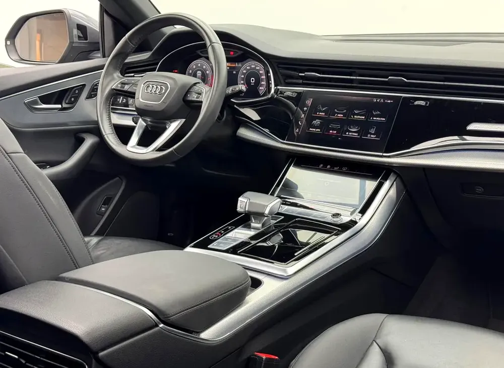 2020 Audi Q8 55TFSI S-Line, Audi Service History, 1 Year Warranty, Excellent Condition, GCC - Image 15