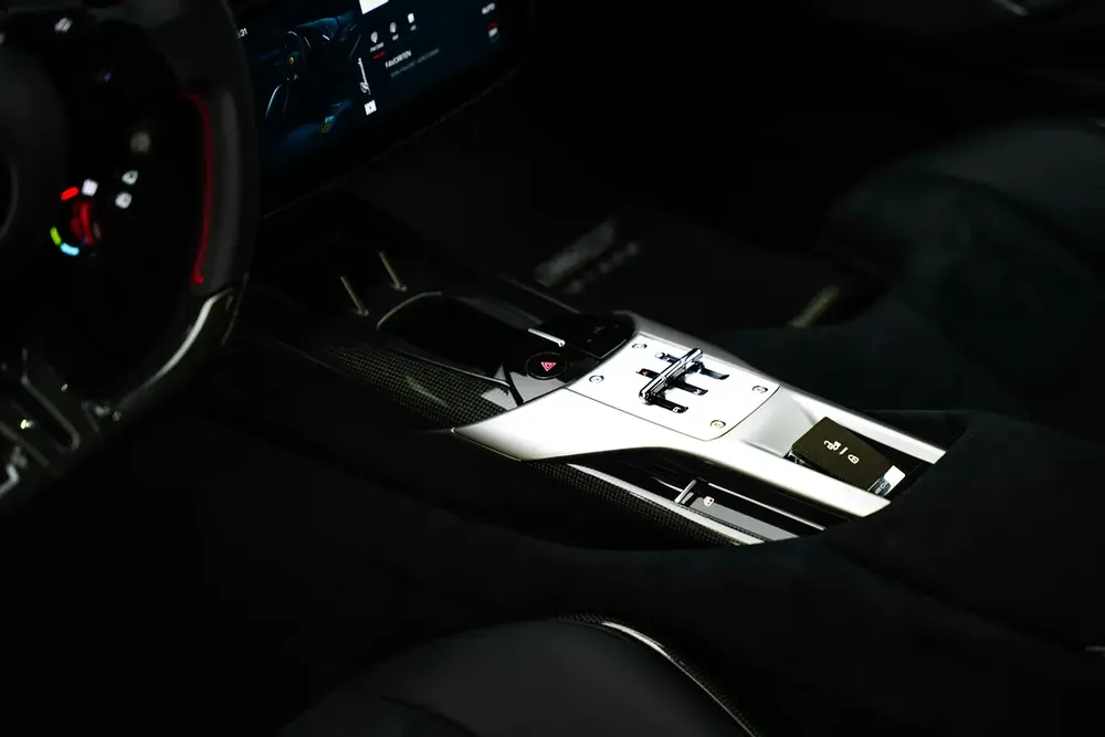 2026 FERRARI 12CILINDRI - Image 11