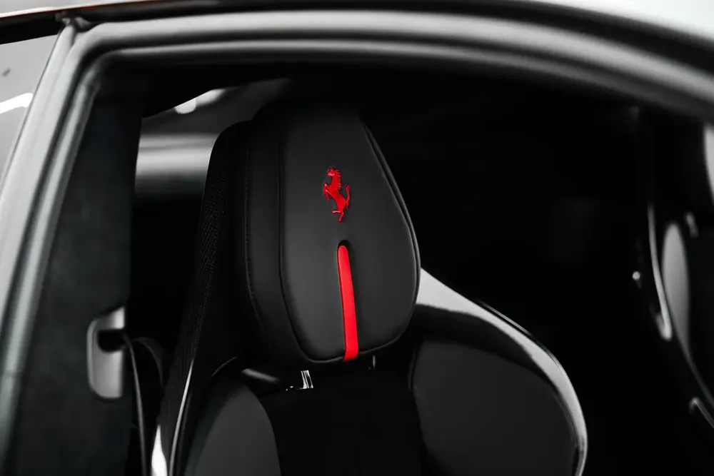 2026 FERRARI 12CILINDRI - Image 12