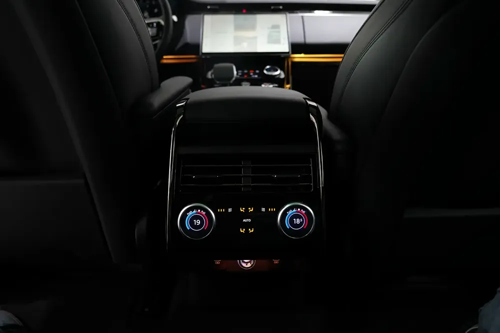 2023 Range Rover Sport First Edition P530 GCC Dealership Warranty - Image 14