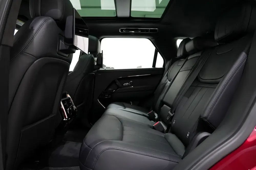 2023 Range Rover Sport First Edition P530 GCC Dealership Warranty - Image 8