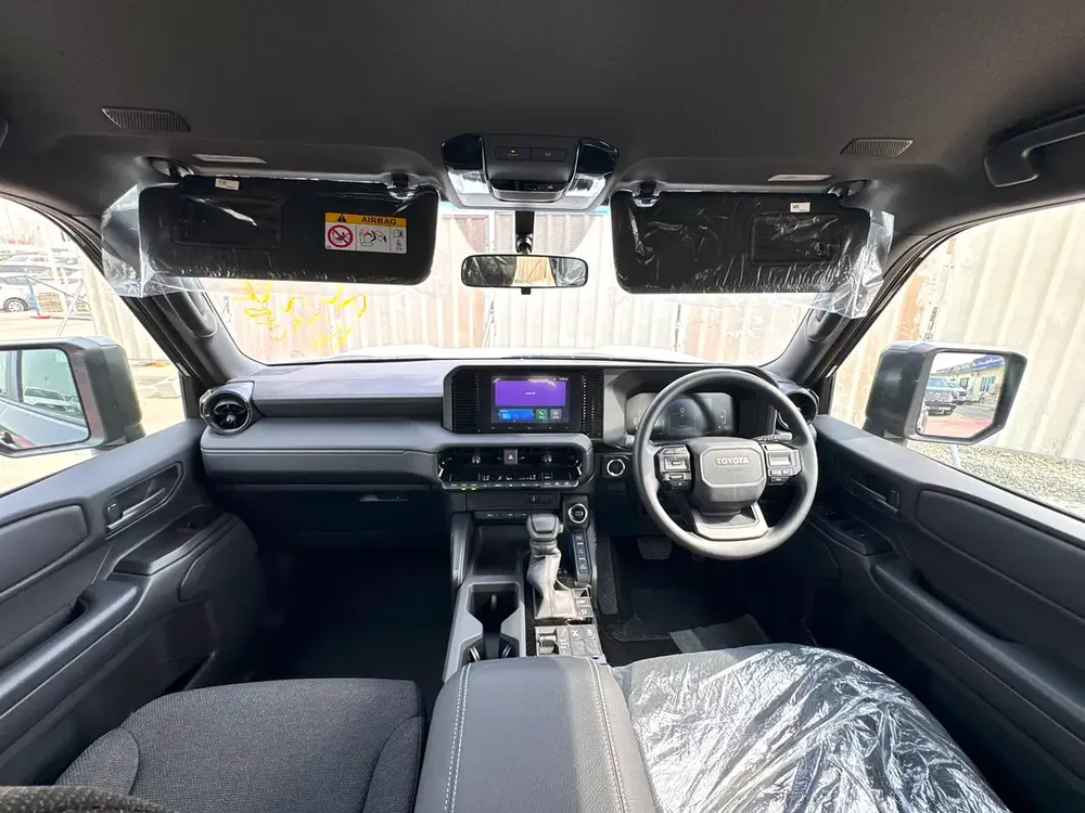 2025 PRADO RIGHT HAND DRIVE AR-TX 2.8L DIESEL 0KM - Image 6