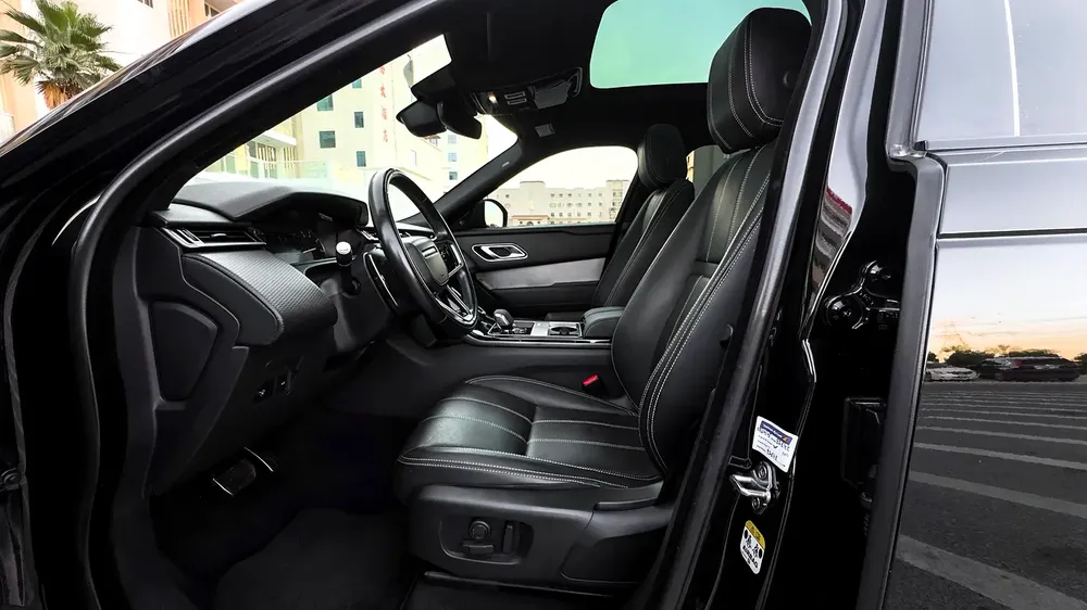 2022 Range Rover Velar P250 S R-Dynamic - Image 18