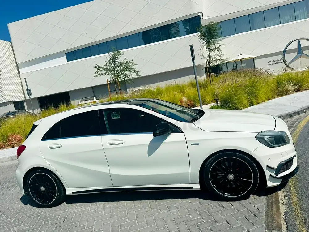 Mercedes-Benz A-Class A 250 Sport 2014 | GCC Specs | Well Maintained - Image 4