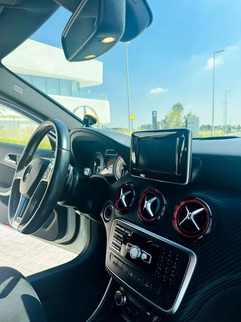 Mercedes-Benz A-Class A 250 Sport 2014 | GCC Specs | Well Maintained - Image 8