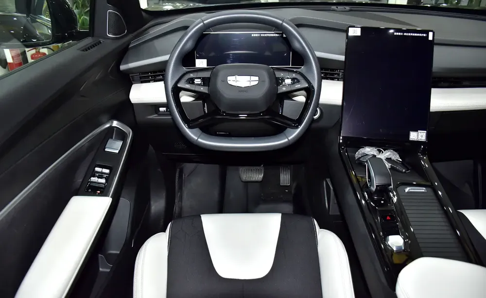 AED 1,229 EMi for 5Yrs | Geely CityRay ( 2026 Model ) in Grey Color GCC Specs - Image 12