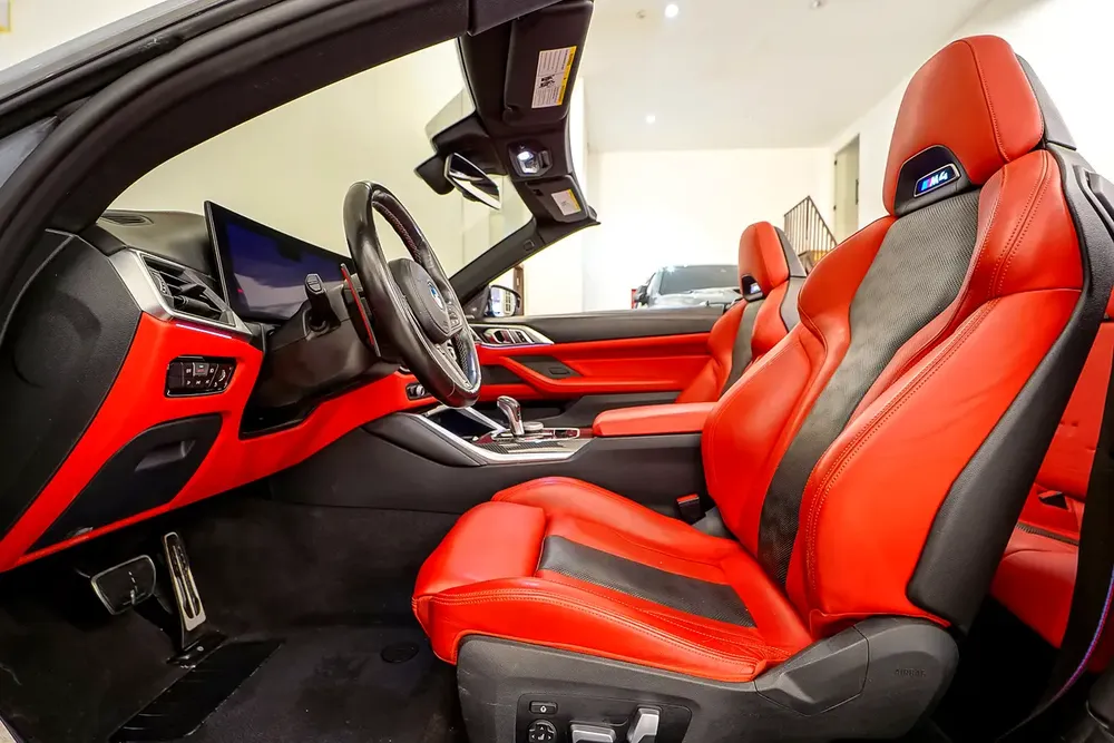 AED 4527 PM | BMW M4 COMPETITION CABRIOLET Xdr2024 | WELL MAINTAINED | 1 YEAR WARRANTY - Image 11