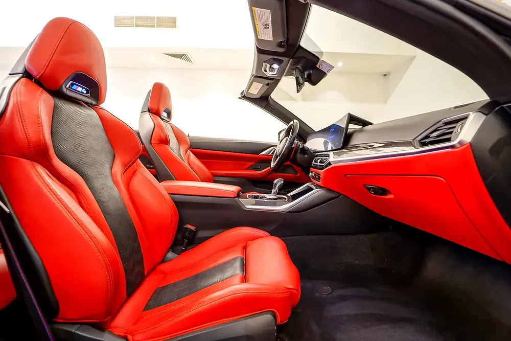 AED 4527 PM | BMW M4 COMPETITION CABRIOLET Xdr2024 | WELL MAINTAINED | 1 YEAR WARRANTY - Image 17