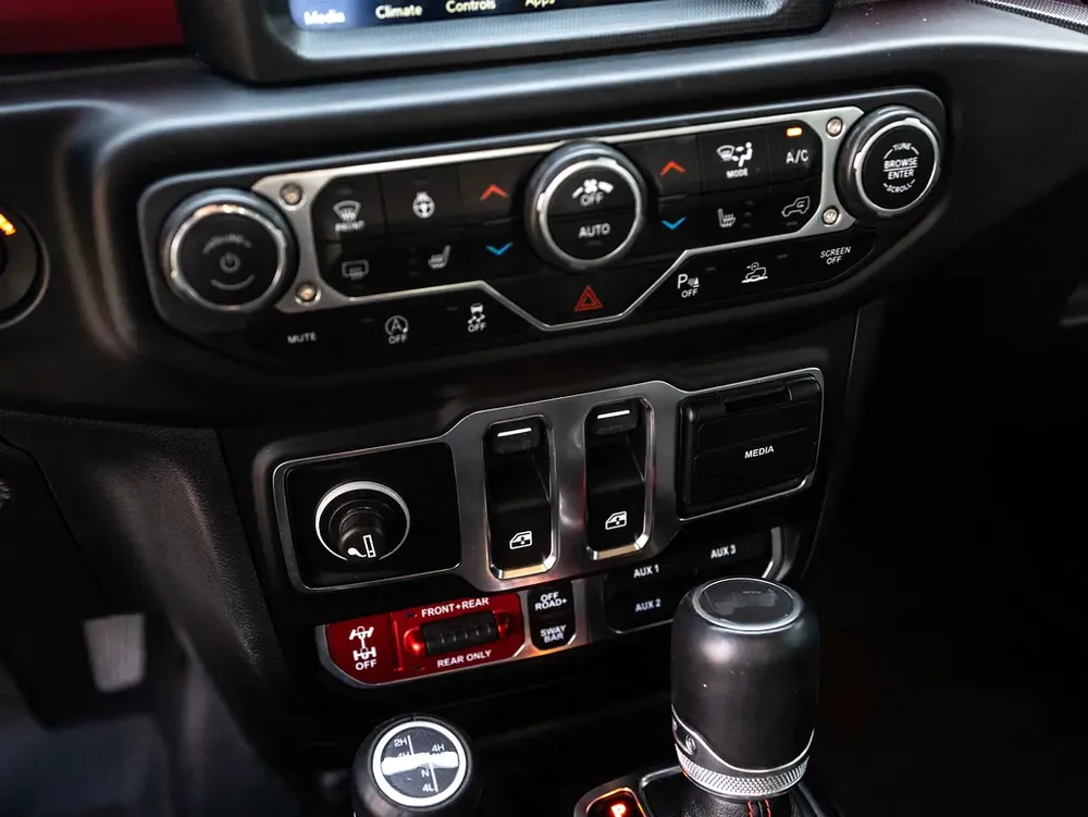 0% DOWN PAYMENT | THE MAY ADVANTAGE | WRANGLER RUBICON | WARRANTY | GCC - Image 15