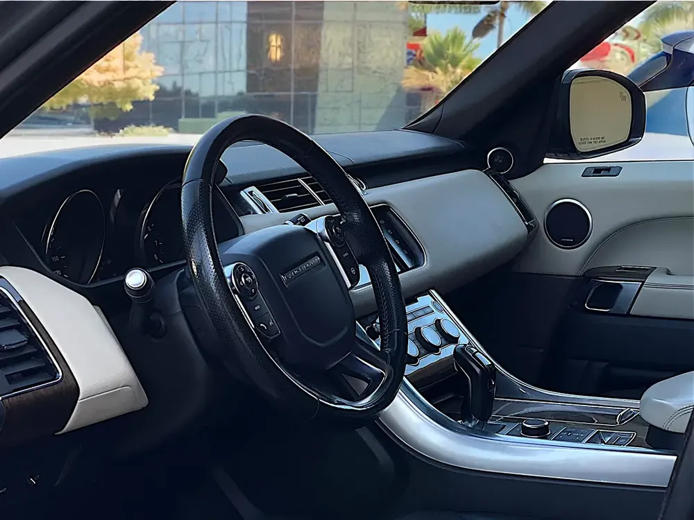 AED 1,620 EMI PM | RANGE ROVER SPORT | HSE | WELL MAINTAINED - Image 12