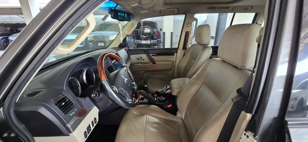 Mitsubishi Pajero GLS 2011 | GCC Specs | Well Maintained - Image 7
