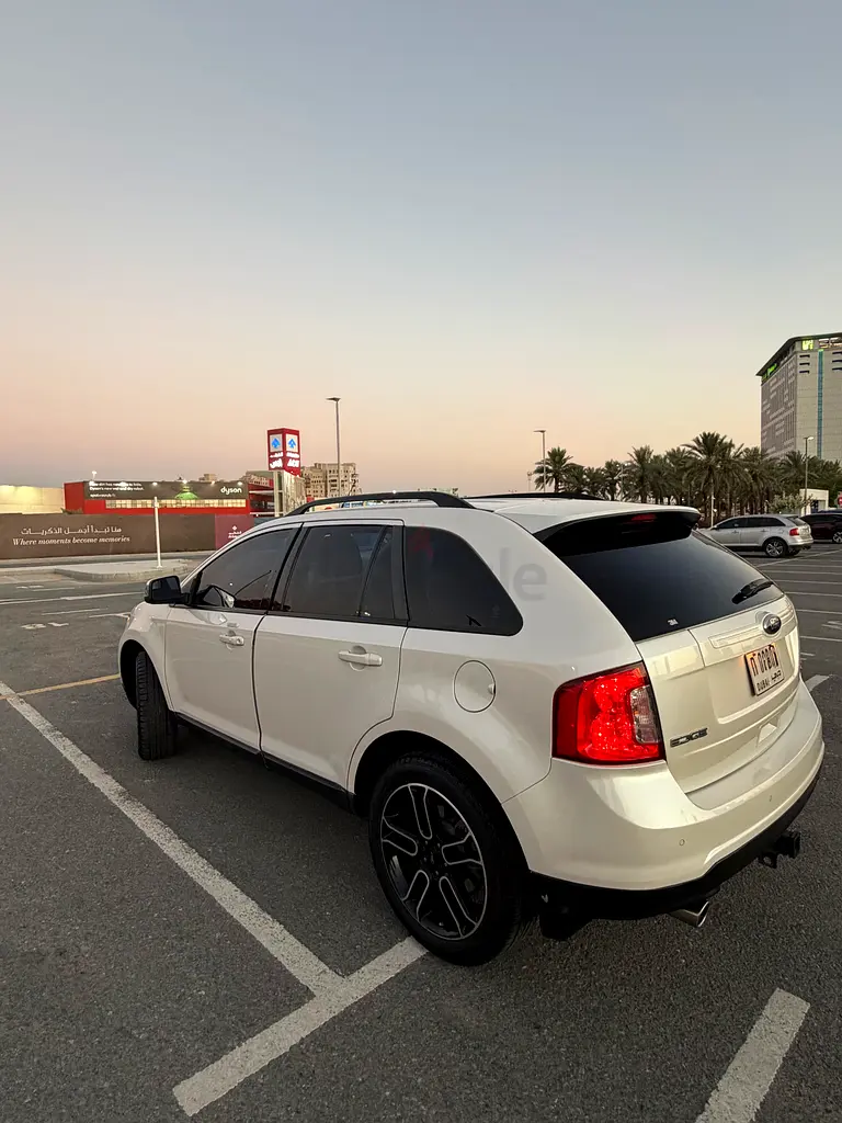Ford Edge SEL 2014 | GCC Specs | Well Maintained - Image 8