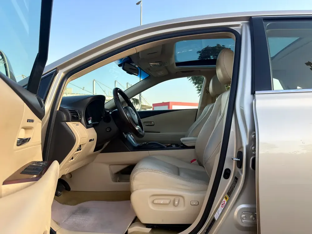 Lexus RX 350 platinum 2014, Gcc , full option - Image 9