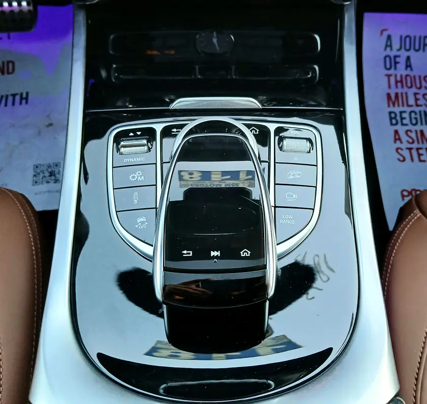 MERCEDES BENZ G63 CLEAN TITLE JAPANESE SPECS - Image 10