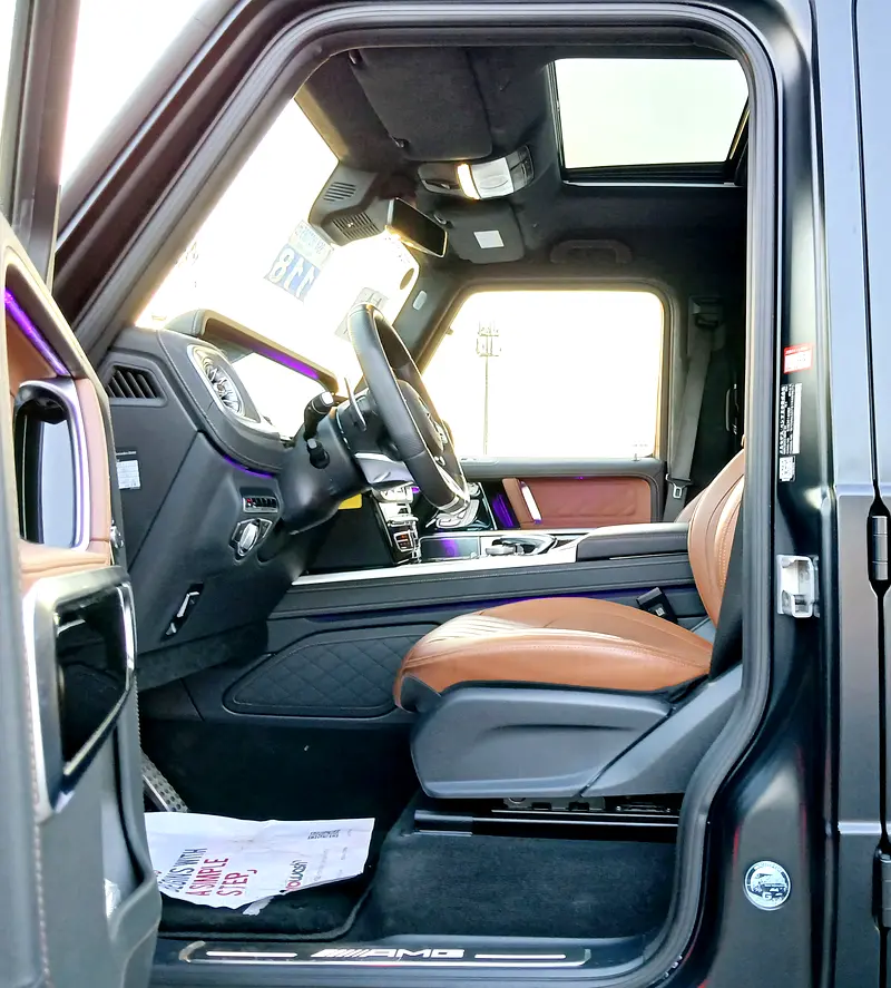 MERCEDES BENZ G63 CLEAN TITLE JAPANESE SPECS - Image 12