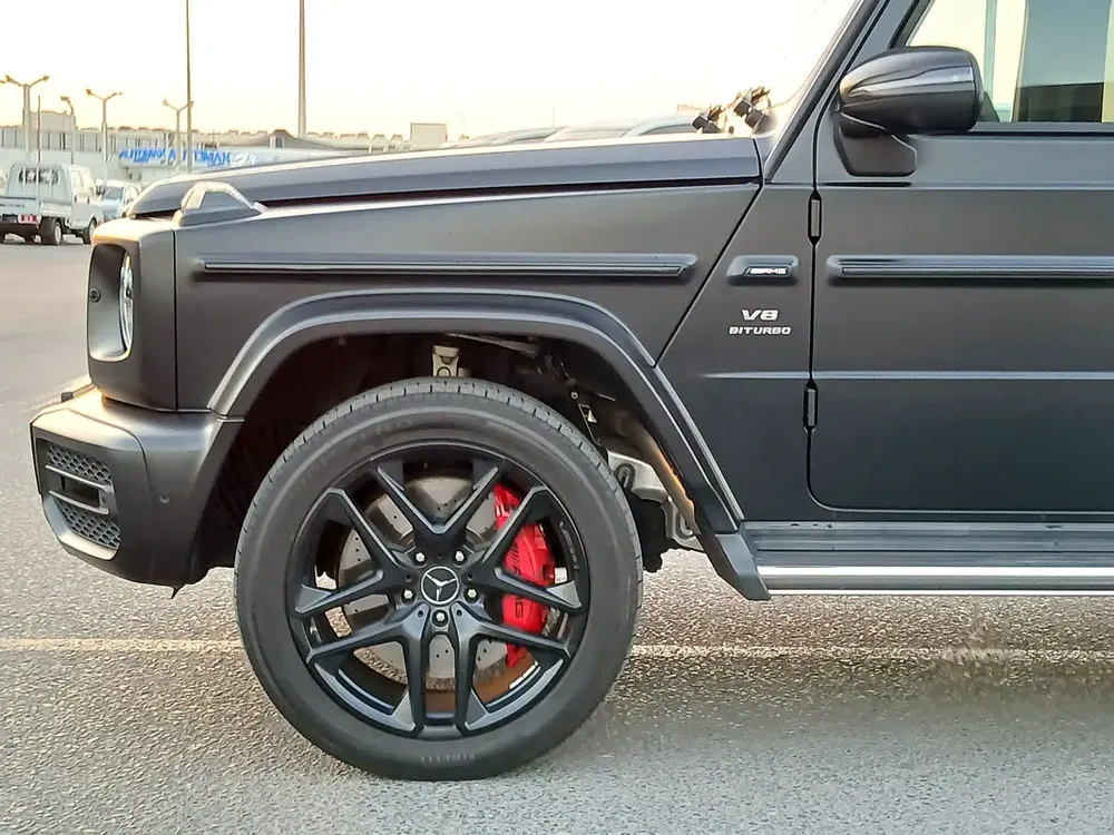 MERCEDES BENZ G63 CLEAN TITLE JAPANESE SPECS - Image 17