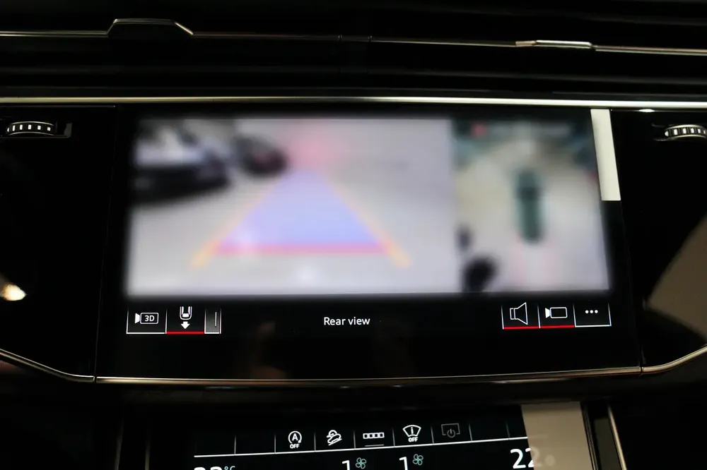 Audi Q8 55 TFSI Quattro - 2023 - Image 8