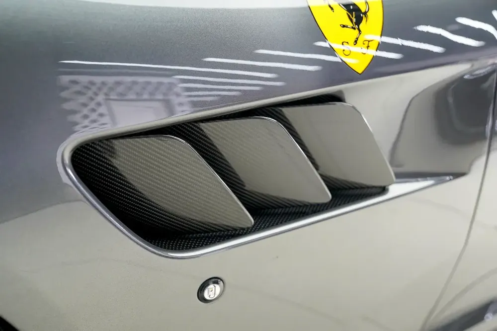 CARBON INTERIOR | CARBON EXTERIOR | PANORAMIC ROOF | WARRANTY AVAILABLE - Image 19