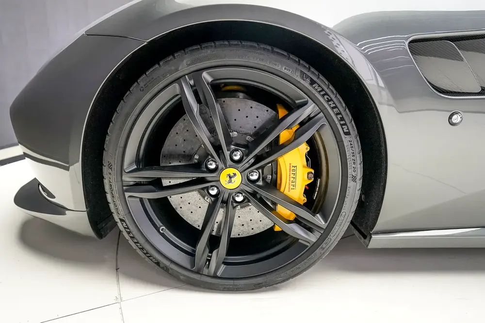 CARBON INTERIOR | CARBON EXTERIOR | PANORAMIC ROOF | WARRANTY AVAILABLE - Image 20