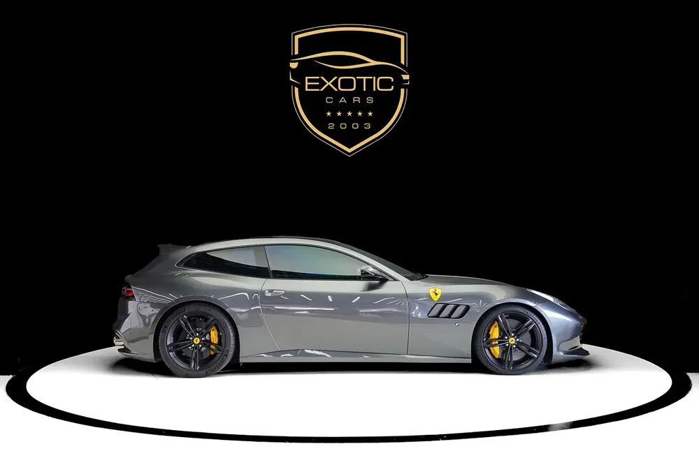 CARBON INTERIOR | CARBON EXTERIOR | PANORAMIC ROOF | WARRANTY AVAILABLE - Image 4