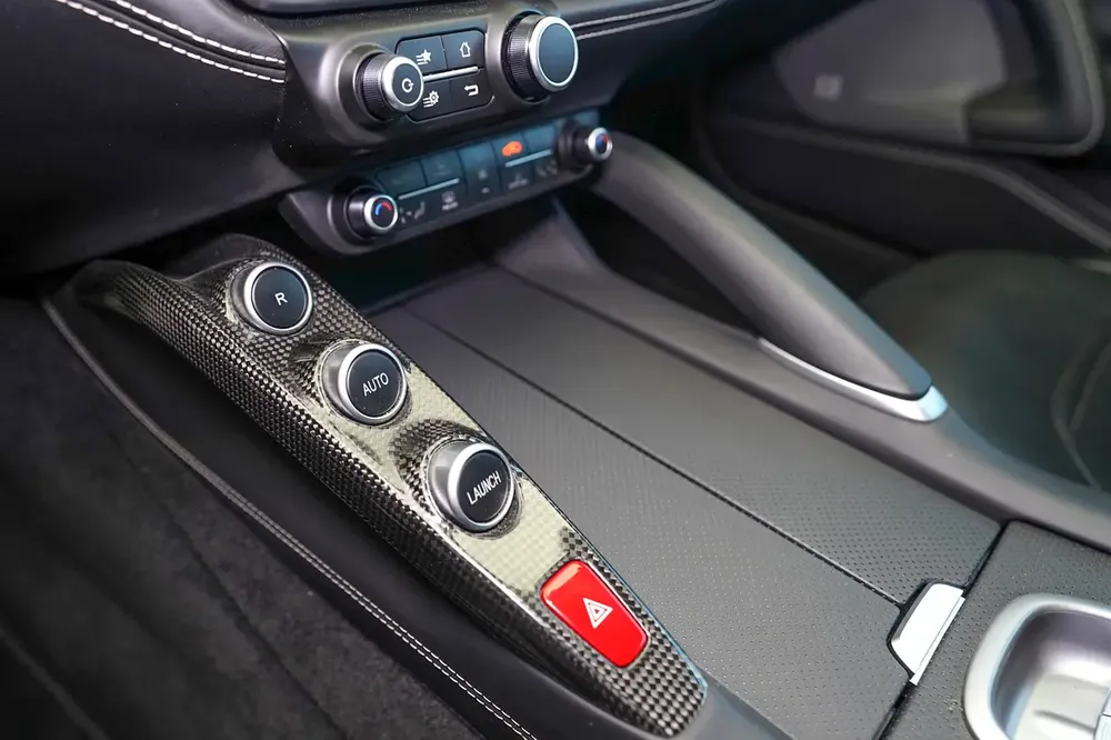 CARBON INTERIOR | CARBON EXTERIOR | PANORAMIC ROOF | WARRANTY AVAILABLE - Image 7