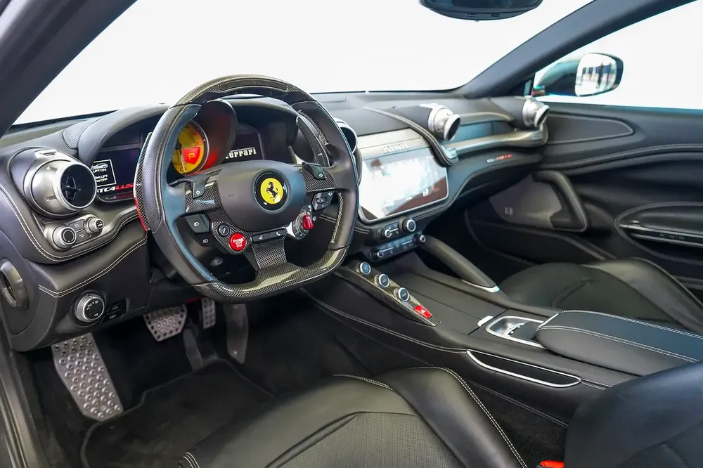 CARBON INTERIOR | CARBON EXTERIOR | PANORAMIC ROOF | WARRANTY AVAILABLE - Image 8