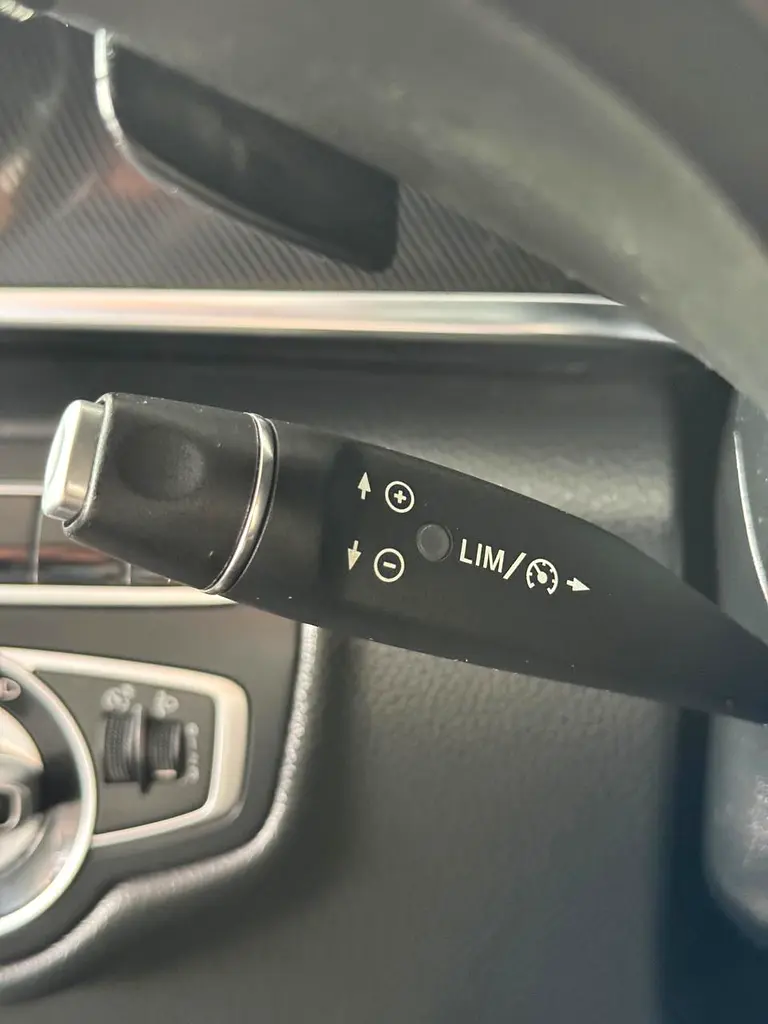 2016 Mercedes-Benz V250 - Image 11