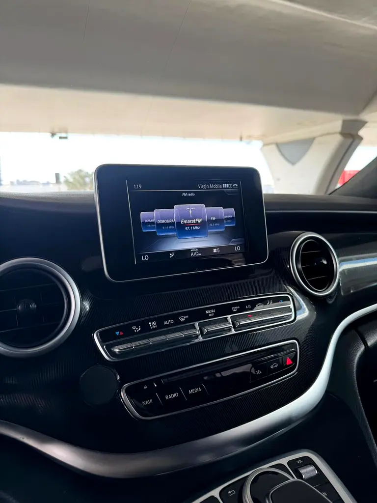 2016 Mercedes-Benz V250 - Image 16