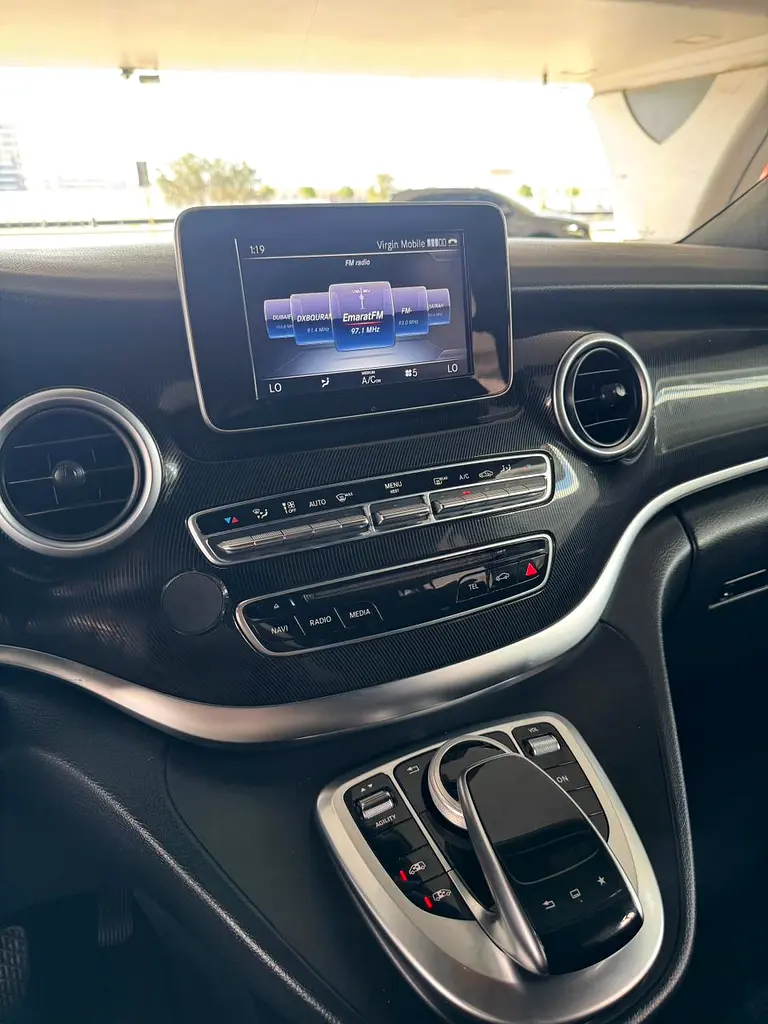 2016 Mercedes-Benz V250 - Image 18