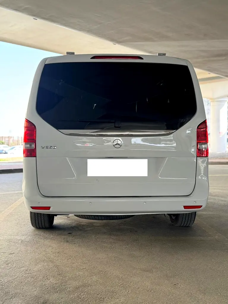 2016 Mercedes-Benz V250 - Image 7