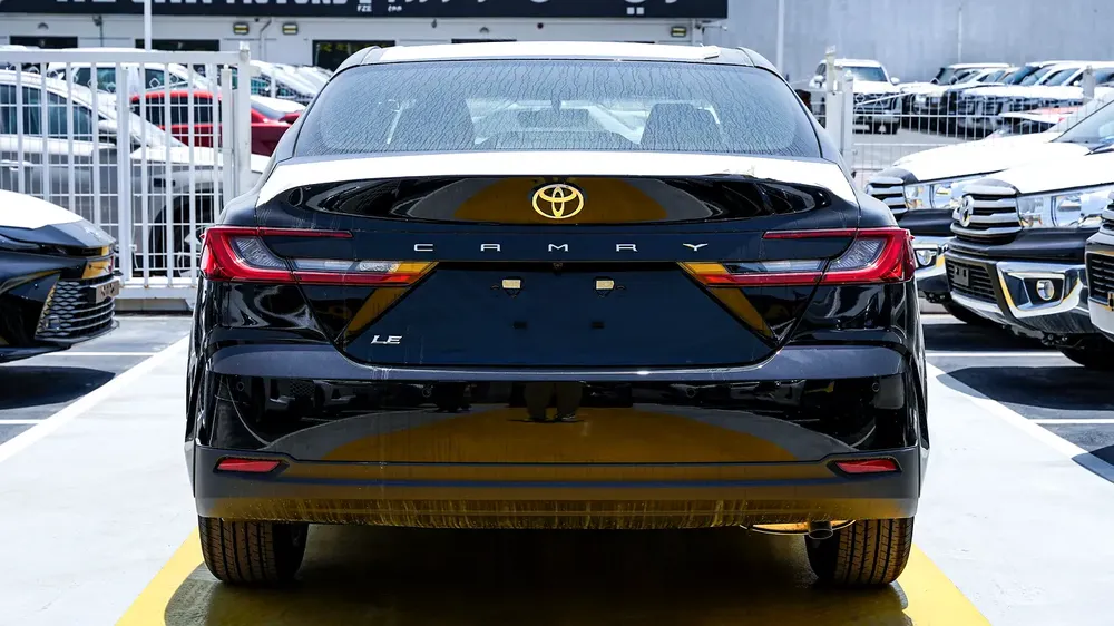 2026 Toyota Camry LE GCC Specs - Image 8
