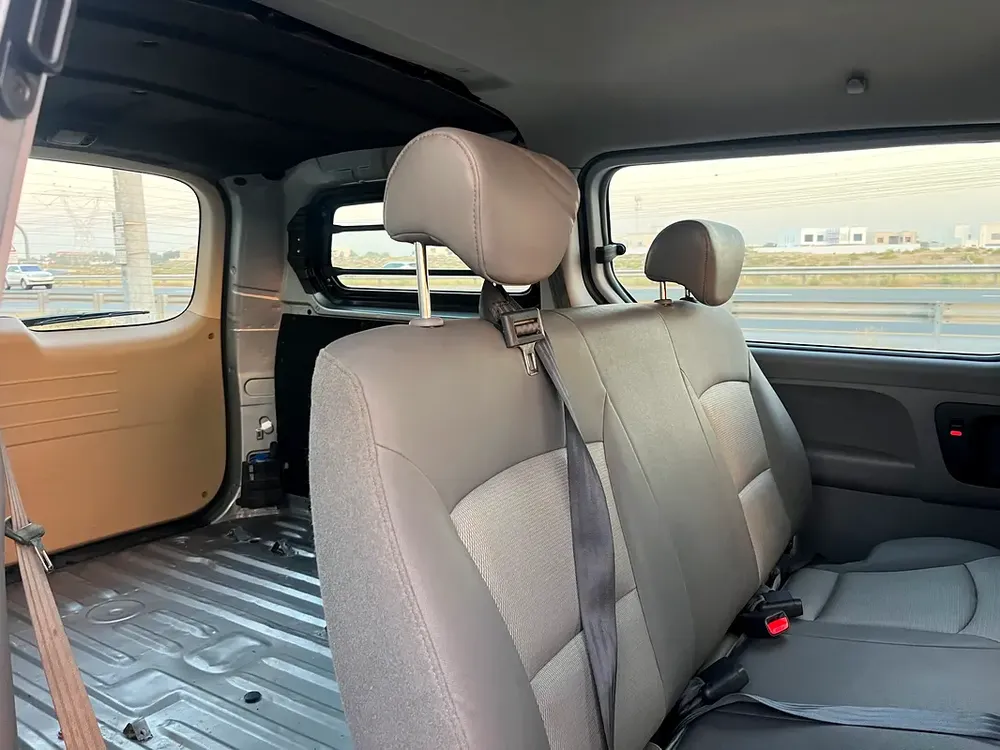 Hyundai H1 Grand Starex Edition 2019 Korean Specs - Image 10