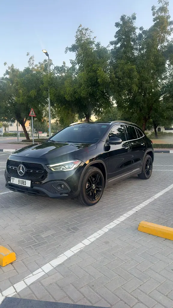 2021 Mercedes-Benz GLA 250 4MATIC | All-Wheel Drive | Luxury SUV - Image 4
