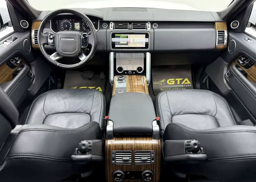 2018 Range Rover  HSE,One Year Unlimited KM Warranty, Agency Full Service History,GCC - Image 10