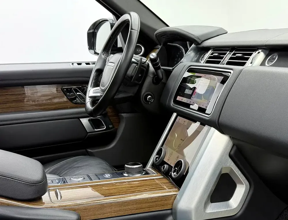 2018 Range Rover  HSE,One Year Unlimited KM Warranty, Agency Full Service History,GCC - Image 11