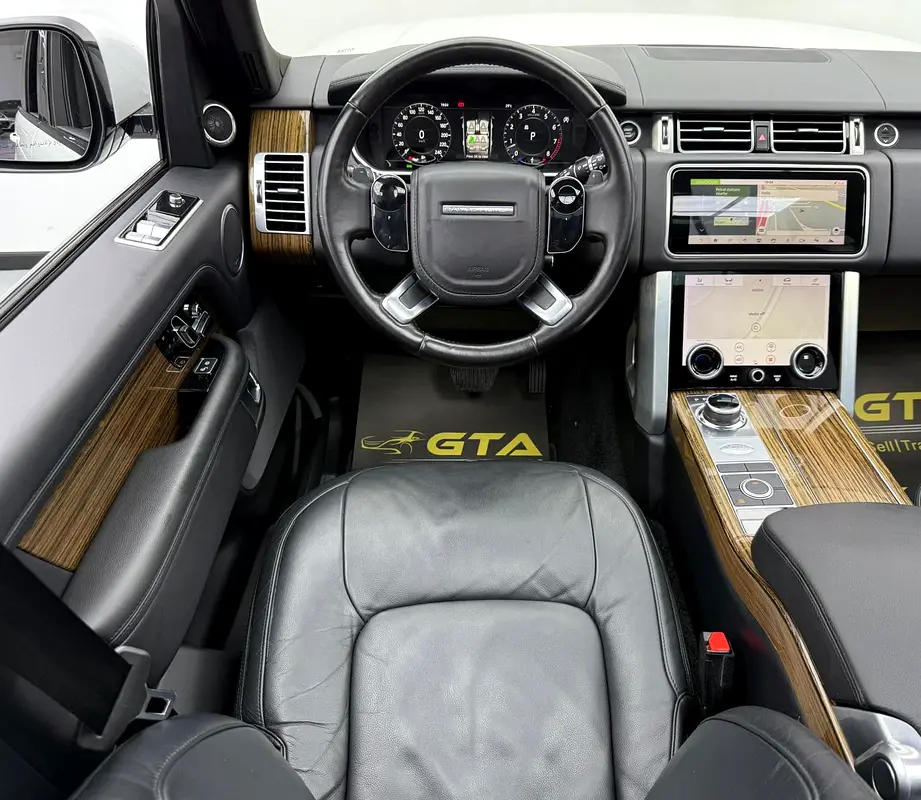 2018 Range Rover  HSE,One Year Unlimited KM Warranty, Agency Full Service History,GCC - Image 8