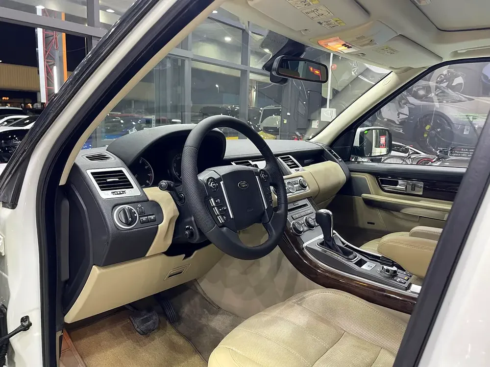 Land Rover Range Rover Sport HSE 2011 - GCC Specs - FULL ORIGINAL PAINT - Image 20