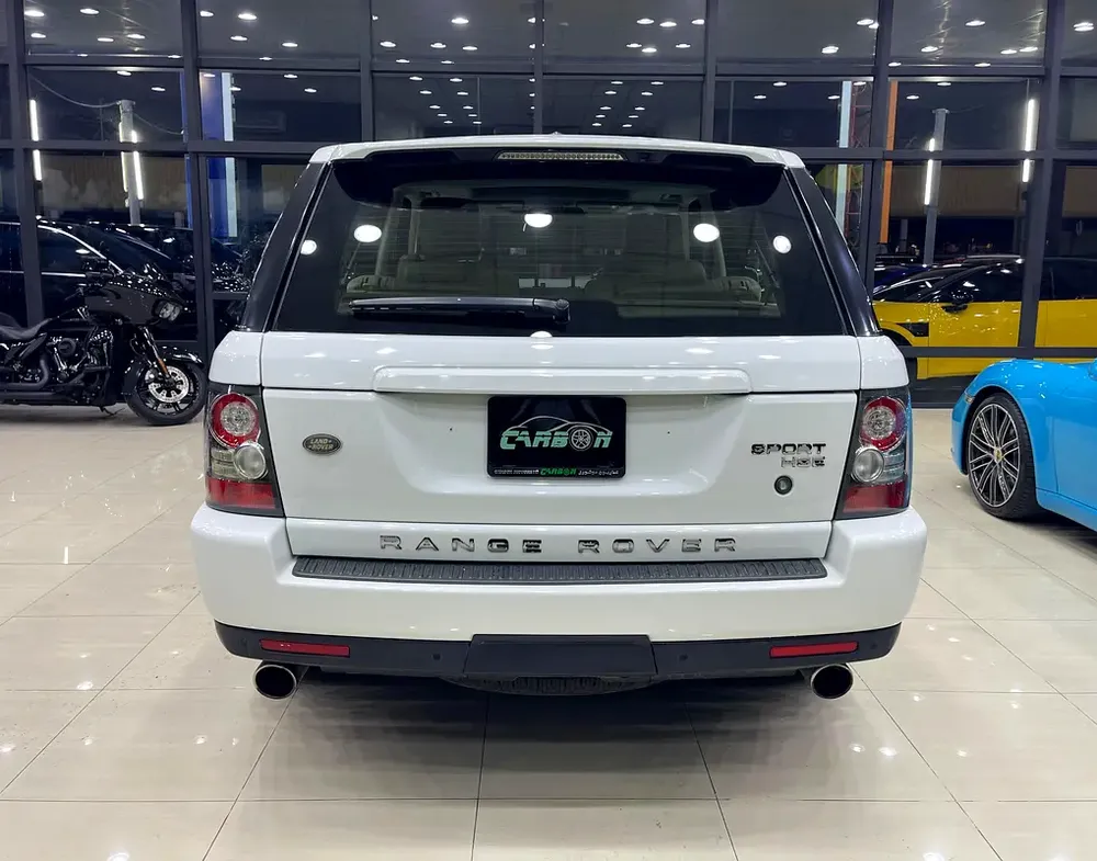 Land Rover Range Rover Sport HSE 2011 - GCC Specs - FULL ORIGINAL PAINT - Image 9