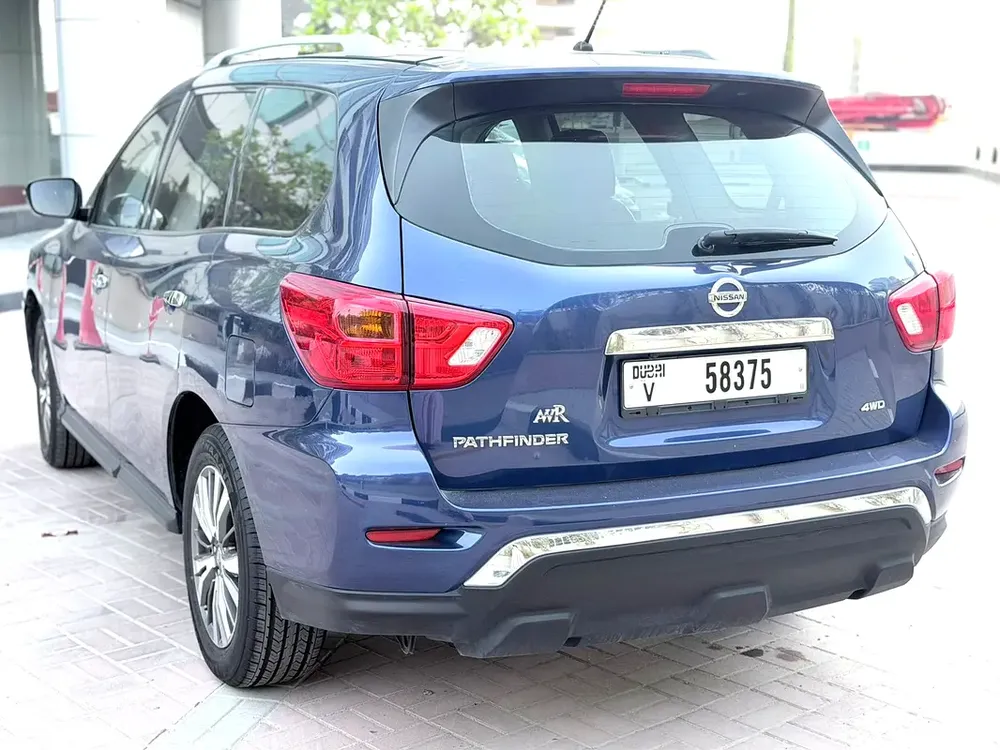 2020 Nissan Pathfinder S | GCC Specs | Low Mileage - Image 4