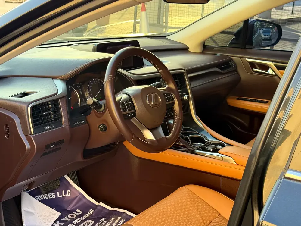 2019 LEXUS RX350 LIMITED FULL OPTION GCC - Image 11
