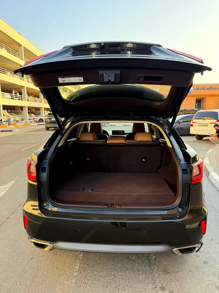 2019 LEXUS RX350 LIMITED FULL OPTION GCC - Image 20