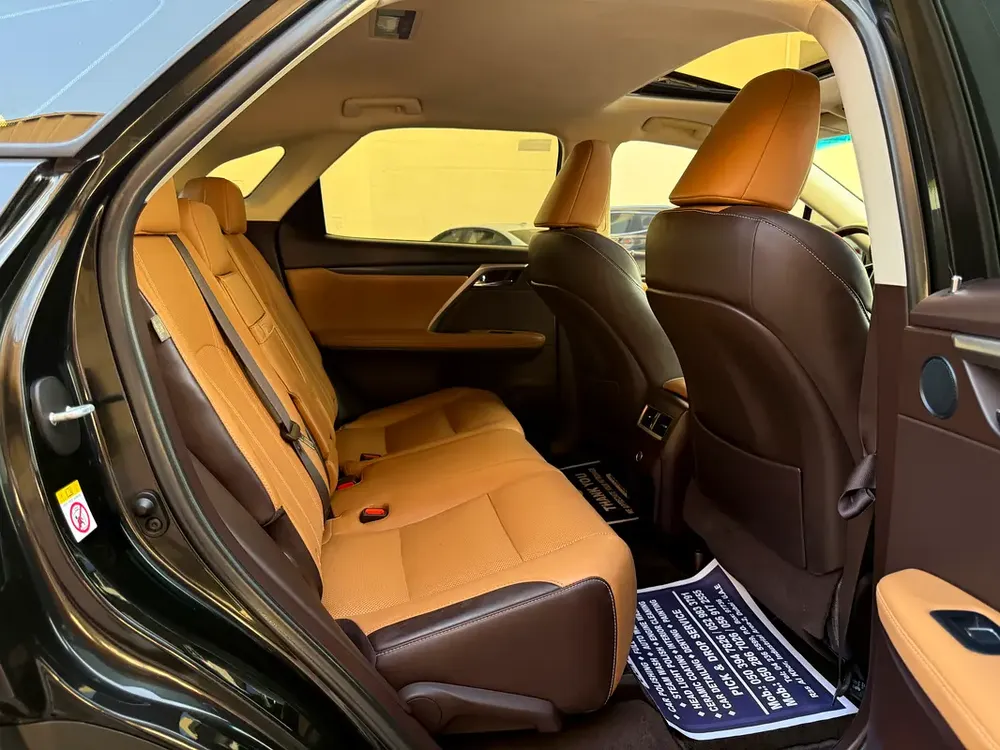 2019 LEXUS RX350 LIMITED FULL OPTION GCC - Image 7